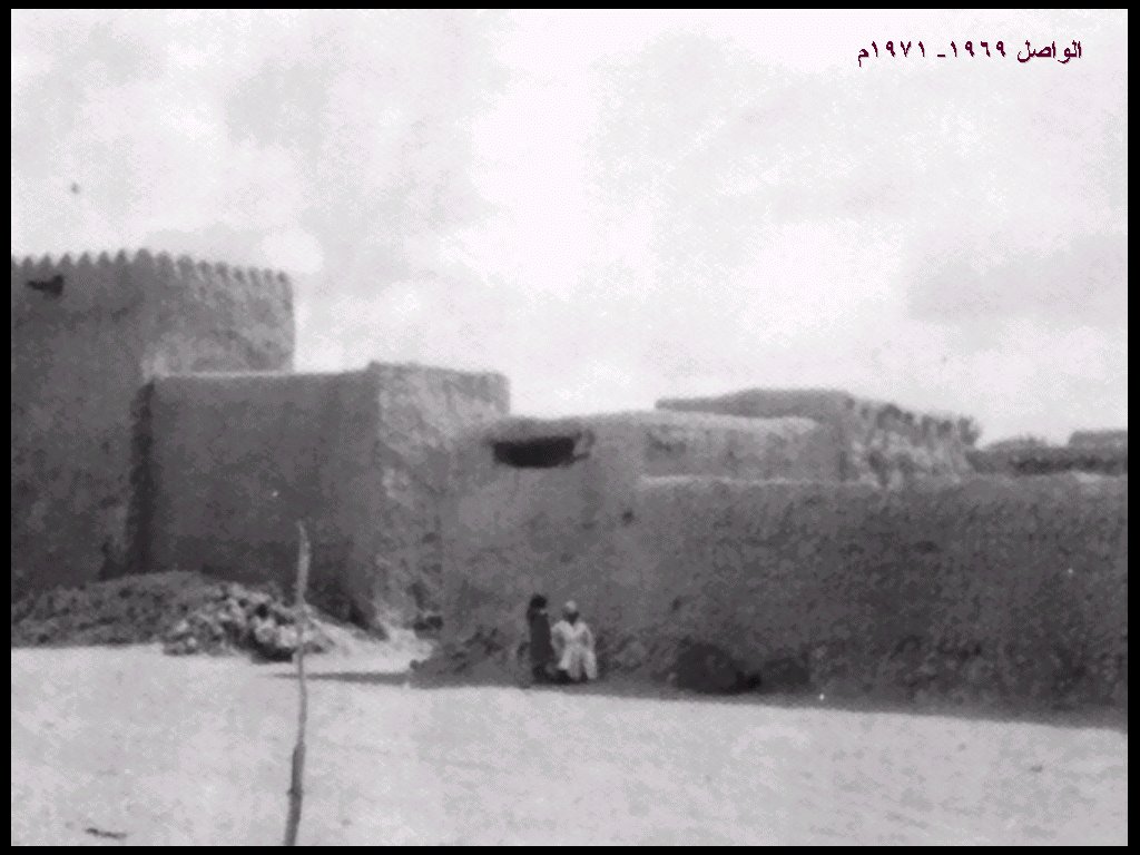 مشهد قديم من حصون بدية