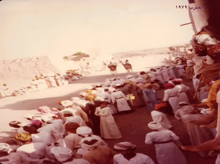 مشهد من فرحة العيد في بدية